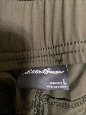 Eddie Bauer Olive Green Women's Lightweight pull on pants